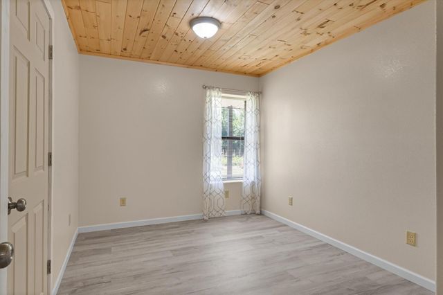 2106 Fm 1647, Winnsboro, TX 75494