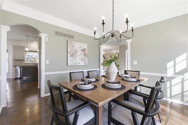 13810 Pembroke Lane, Leawood, KS 66224