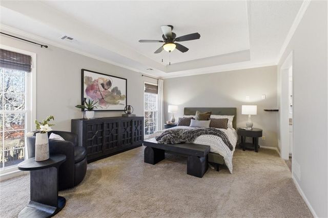 13810 Pembroke Lane, Leawood, KS 66224