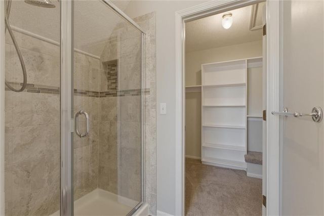 13810 Pembroke Lane, Leawood, KS 66224