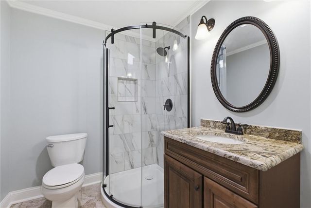 13810 Pembroke Lane, Leawood, KS 66224