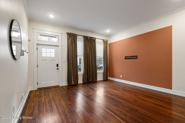 1122 E Burnett Ave, Louisville, KY 40217