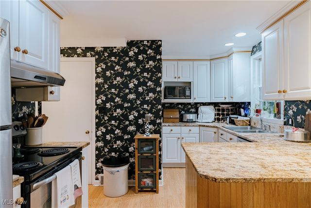 1567 S Belvoir Boulevard, South Euclid, OH 44121