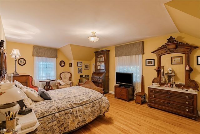 1567 S Belvoir Boulevard, South Euclid, OH 44121