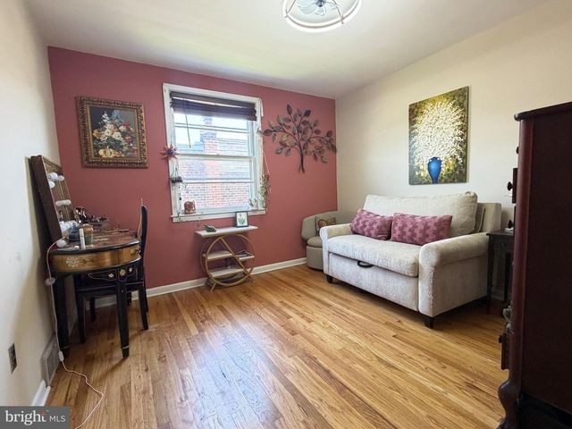 559 WARTMAN ST, Philadelphia, PA 19128