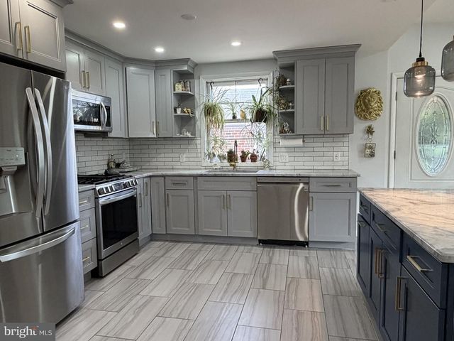559 WARTMAN ST, Philadelphia, PA 19128