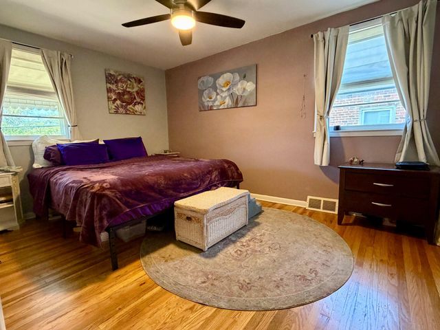 559 WARTMAN ST, Philadelphia, PA 19128