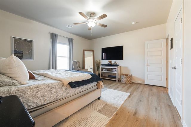 2899 Pecan Ridge Circle, Jones, OK 73049