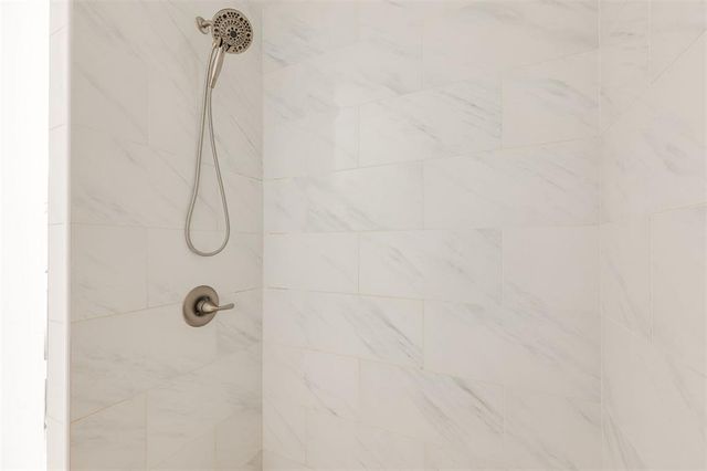 2899 Pecan Ridge Circle, Jones, OK 73049