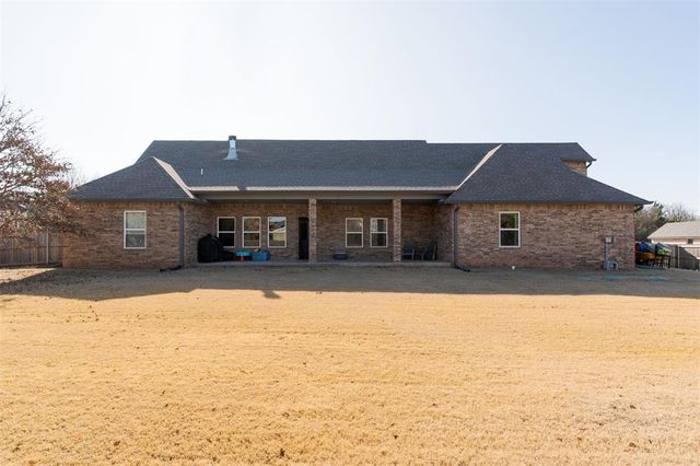 2899 Pecan Ridge Circle, Jones, OK 73049