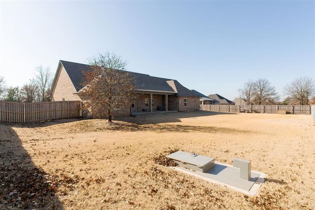 2899 Pecan Ridge Circle, Jones, OK 73049