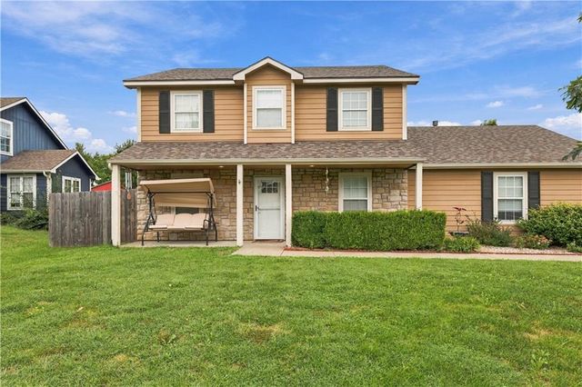 1526 Maple Street, Eudora, KS 66025