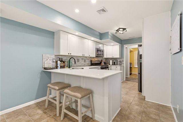 1526 Maple Street, Eudora, KS 66025