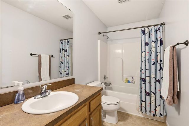 1526 Maple Street, Eudora, KS 66025