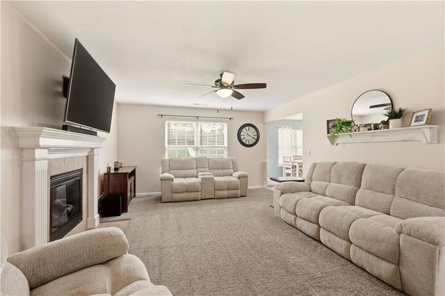 1526 Maple Street, Eudora, KS 66025