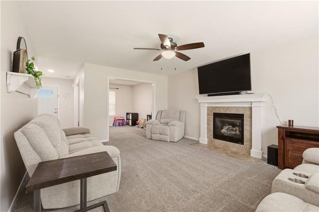 1526 Maple Street, Eudora, KS 66025