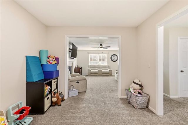 1526 Maple Street, Eudora, KS 66025