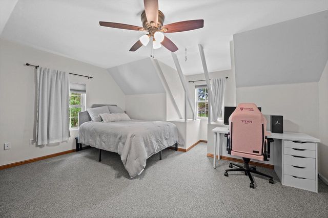 1202 W Oakwood ROAD, Oak Creek, WI 53154