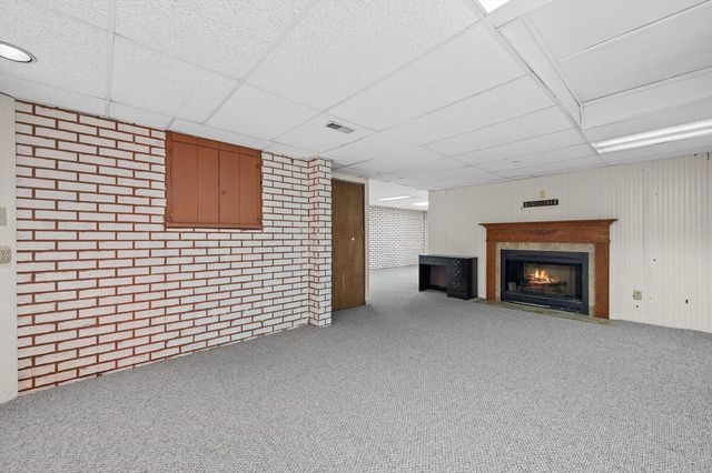 1202 W Oakwood ROAD, Oak Creek, WI 53154