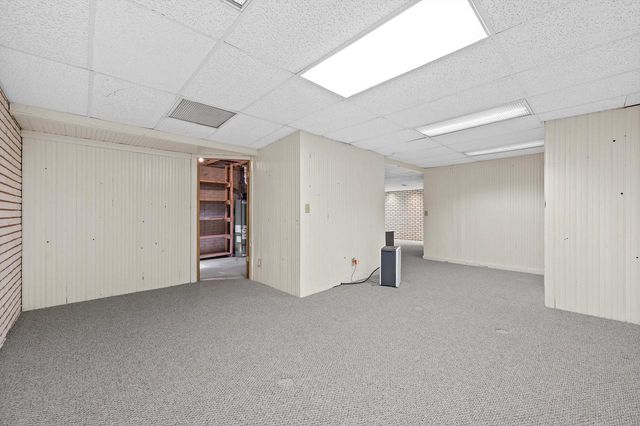 1202 W Oakwood ROAD, Oak Creek, WI 53154