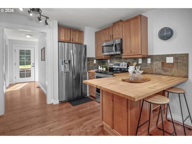 7304 Sw 28TH Ave, Portland, OR 97219