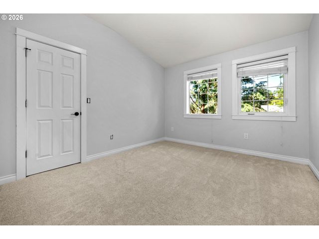 7304 Sw 28TH Ave, Portland, OR 97219