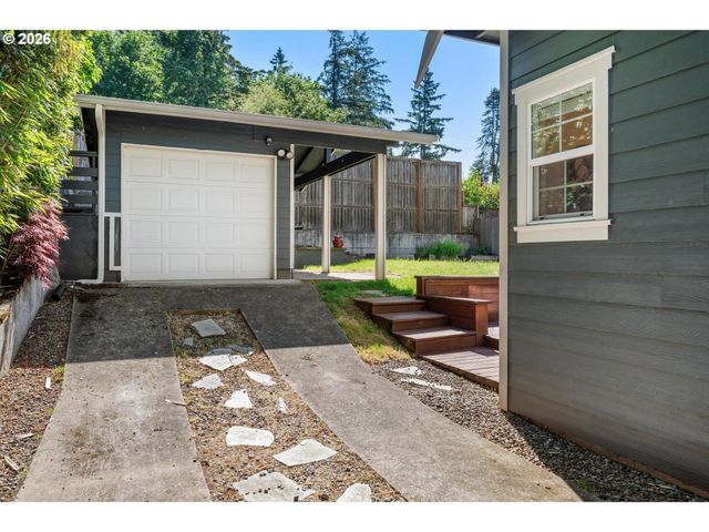 7304 Sw 28TH Ave, Portland, OR 97219