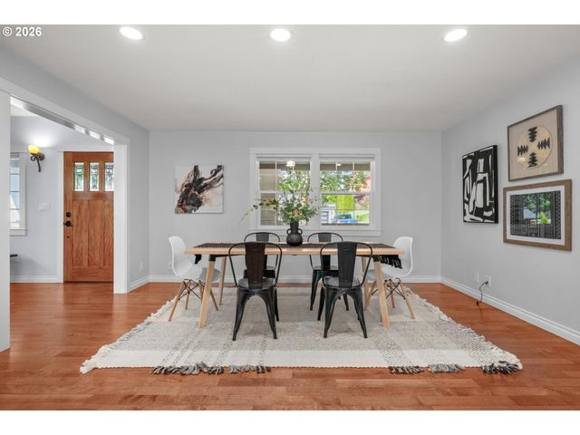 7304 Sw 28TH Ave, Portland, OR 97219
