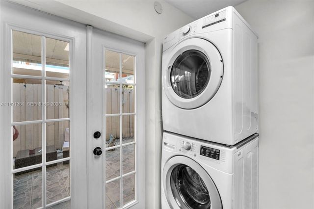 7439 W 22nd Ave 103, Hialeah, FL 33016