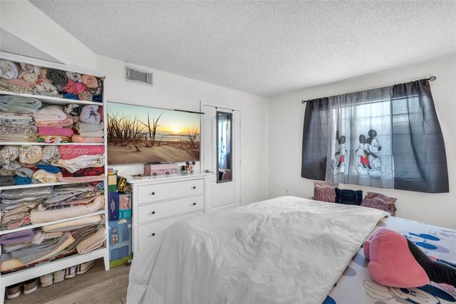 7439 W 22nd Ave 103, Hialeah, FL 33016