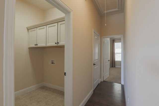 3017 Bella Lago Drive, Denton, TX 76210