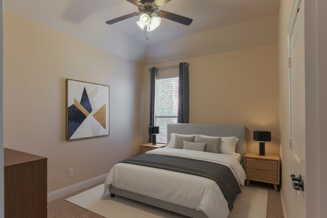 3017 Bella Lago Drive, Denton, TX 76210