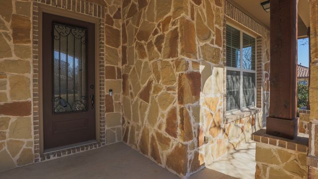 3017 Bella Lago Drive, Denton, TX 76210