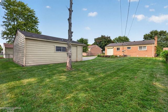 26551 Collingwood Street, Roseville, MI 48066