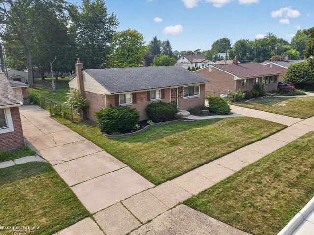 26551 Collingwood Street, Roseville, MI 48066