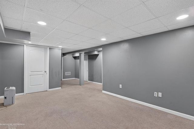 26551 Collingwood Street, Roseville, MI 48066