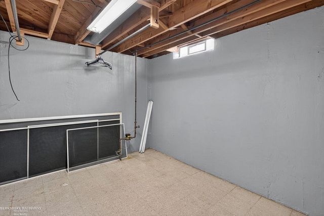 26551 Collingwood Street, Roseville, MI 48066