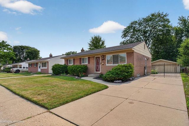 26551 Collingwood Street, Roseville, MI 48066