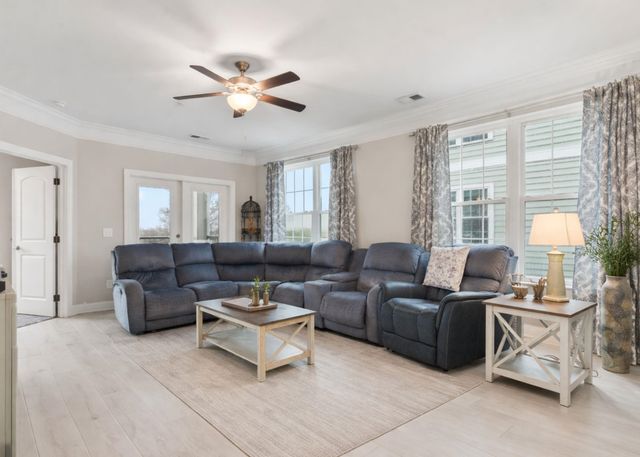 181 Ella Kinley Cir Unit 305, Myrtle Beach, SC 29588