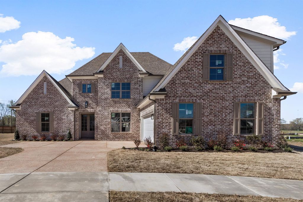 5301 THUNDER BOLT CV, Lakeland, TN 38002