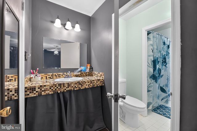 14 CRABAPPLE CT, Blackwood, NJ 08012