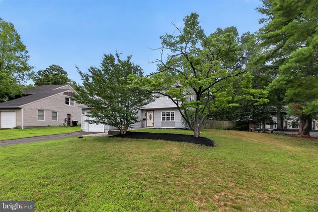14 CRABAPPLE CT, Blackwood, NJ 08012