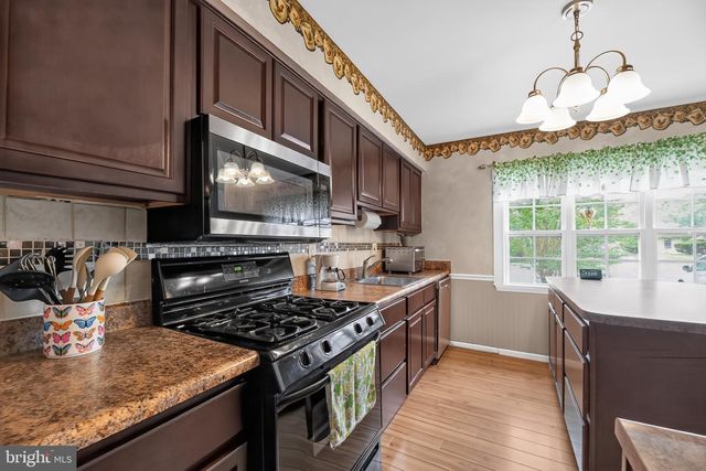 14 CRABAPPLE CT, Blackwood, NJ 08012