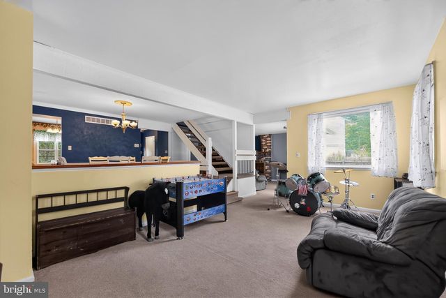 14 CRABAPPLE CT, Blackwood, NJ 08012