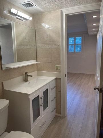 2731 NE 14th St Causeway NE 103, Pompano Beach, FL 33062