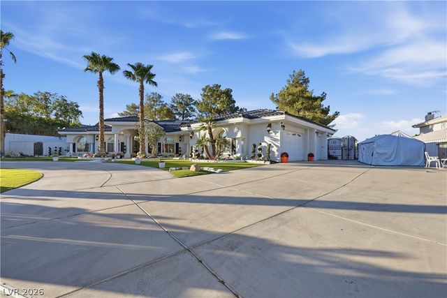 7360 Darby Avenue, Las Vegas, NV 89117