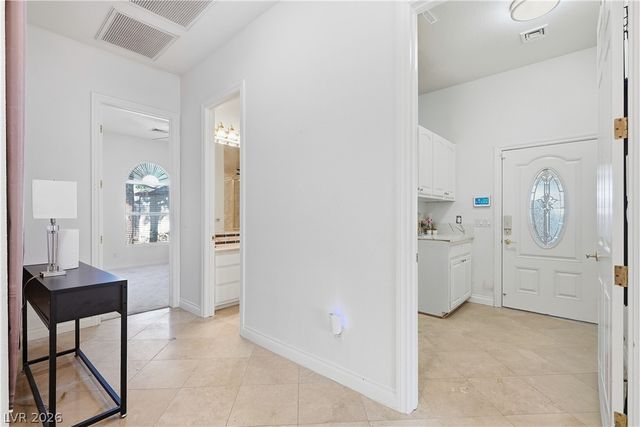 7360 Darby Avenue, Las Vegas, NV 89117