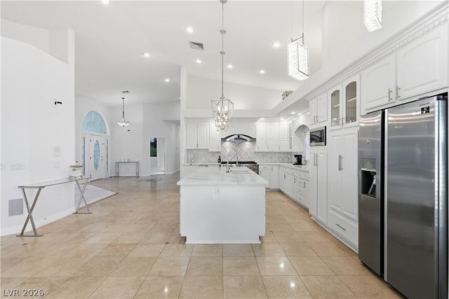 7360 Darby Avenue, Las Vegas, NV 89117