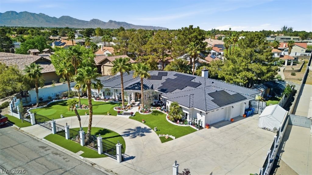 7360 Darby Avenue, Las Vegas, NV 89117