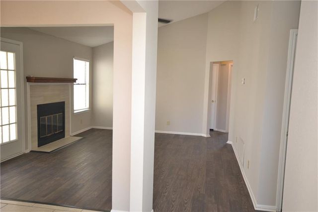 1105 Green Valley CV, Round Rock, TX 78664